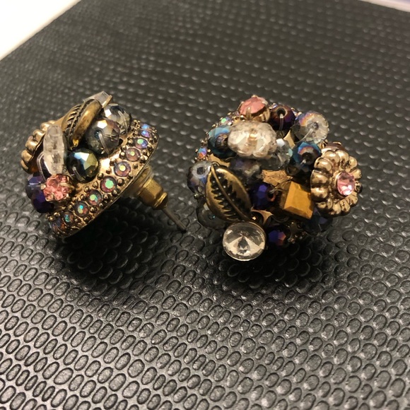 Gold gem rhinestone statement earrings - Picture 4 of 8